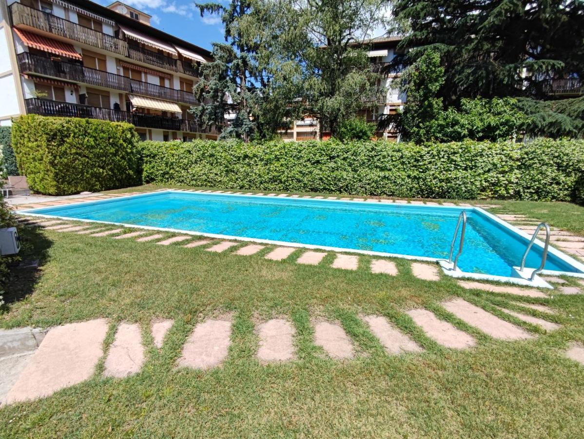 Corn Under: Eigentumswohnung Mit Aussenpool Merano Kültér fotó