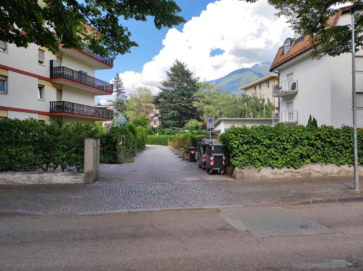 Corn Under: Eigentumswohnung Mit Aussenpool Merano Kültér fotó